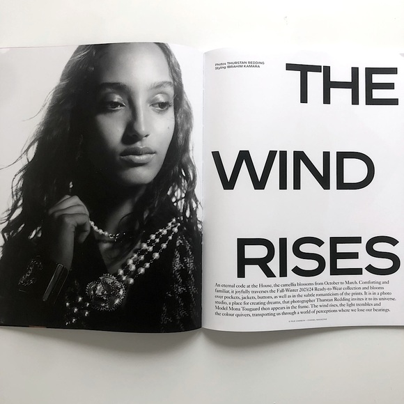 CHANEL Accents Chanel 26 Catalog Coffee Table Book Magazine 223